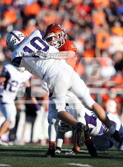 Thumbnail 2 in Kemp vs. Mt. Vernon (UIL 3A Division I Area) photogallery.