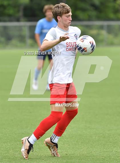 Thumbnail 3 in Clash of the Carolinas ( NC/SC Boys All Stars ) photogallery.
