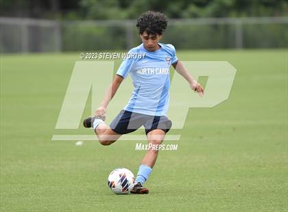 Thumbnail 3 in Clash of the Carolinas ( NC/SC Boys All Stars ) photogallery.