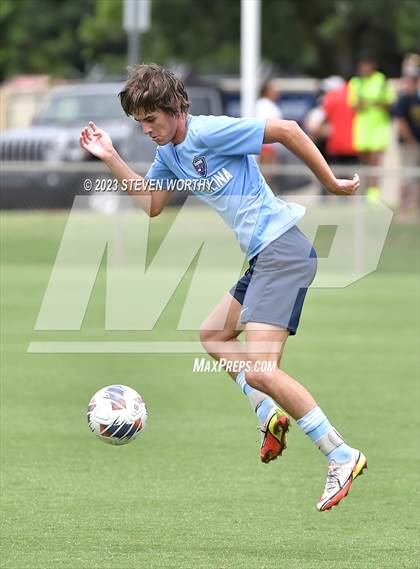 Thumbnail 2 in Clash of the Carolinas ( NC/SC Boys All Stars ) photogallery.