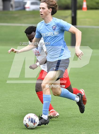 Thumbnail 2 in Clash of the Carolinas ( NC/SC Boys All Stars ) photogallery.