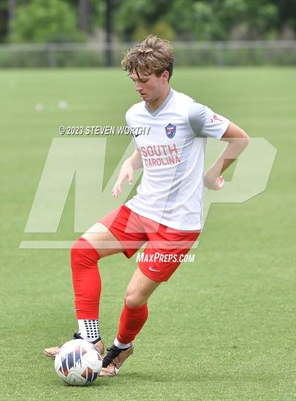 Thumbnail 3 in Clash of the Carolinas ( NC/SC Boys All Stars ) photogallery.