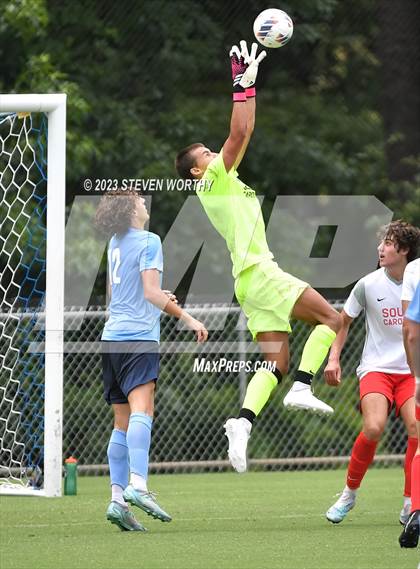 Thumbnail 2 in Clash of the Carolinas ( NC/SC Boys All Stars ) photogallery.