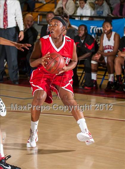 Thumbnail 3 in Salesian vs. St. Mary's (CIF D4 NorCal Regional Final) photogallery.
