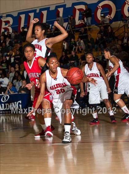 Thumbnail 2 in Salesian vs. St. Mary's (CIF D4 NorCal Regional Final) photogallery.
