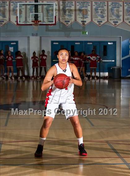 Thumbnail 3 in Salesian vs. St. Mary's (CIF D4 NorCal Regional Final) photogallery.