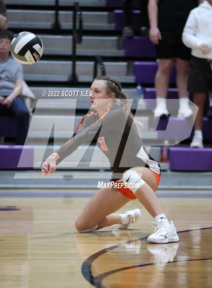 Thumbnail 3 in Meadowbrook vs South Webster (OHSAA D3 Regional) photogallery.