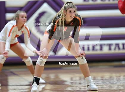 Thumbnail 2 in Meadowbrook vs South Webster (OHSAA D3 Regional) photogallery.
