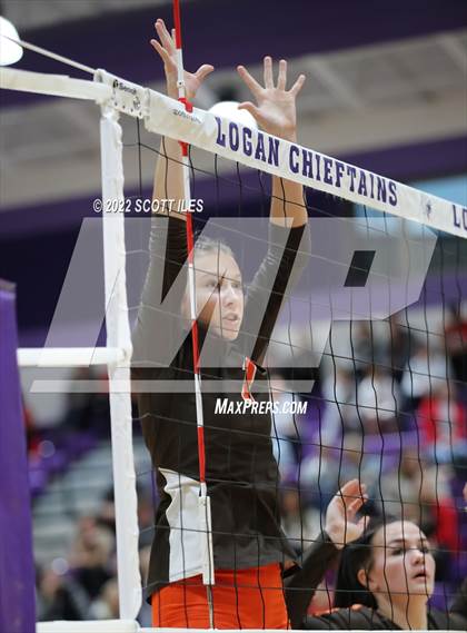 Thumbnail 3 in Meadowbrook vs South Webster (OHSAA D3 Regional) photogallery.