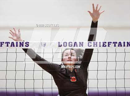 Thumbnail 1 in Meadowbrook vs South Webster (OHSAA D3 Regional) photogallery.