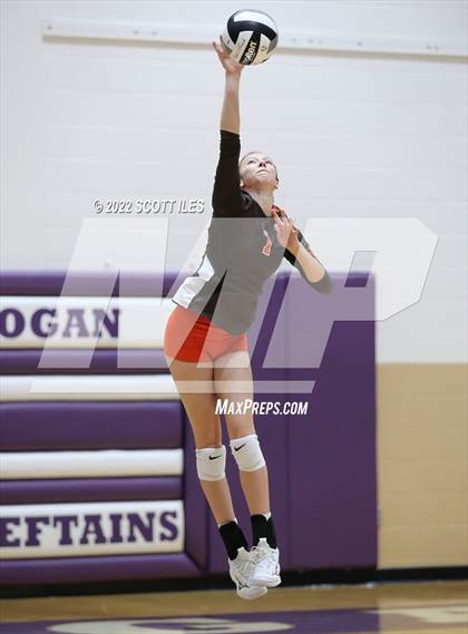 Thumbnail 1 in Meadowbrook vs South Webster (OHSAA D3 Regional) photogallery.