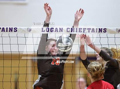 Thumbnail 1 in Meadowbrook vs South Webster (OHSAA D3 Regional) photogallery.