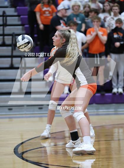 Thumbnail 2 in Meadowbrook vs South Webster (OHSAA D3 Regional) photogallery.