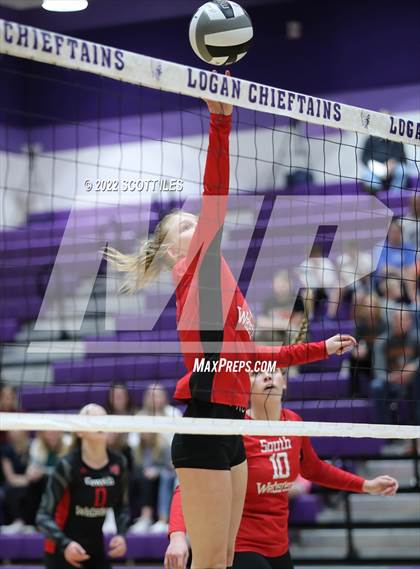 Thumbnail 2 in Meadowbrook vs South Webster (OHSAA D3 Regional) photogallery.