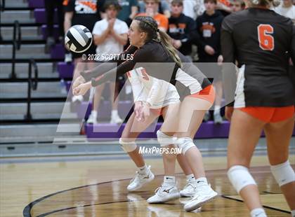 Thumbnail 2 in Meadowbrook vs South Webster (OHSAA D3 Regional) photogallery.