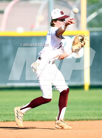 Thumbnail 1 in Gila Ridge @ Mountain Ridge photogallery.
