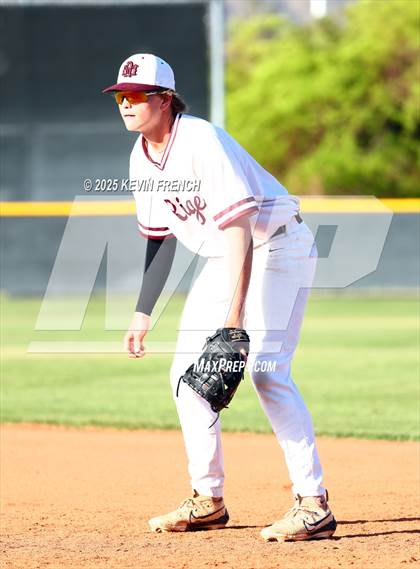 Thumbnail 2 in Gila Ridge @ Mountain Ridge photogallery.