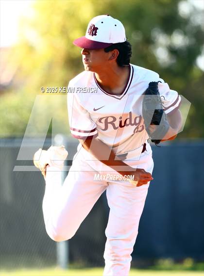 Thumbnail 1 in Gila Ridge @ Mountain Ridge photogallery.