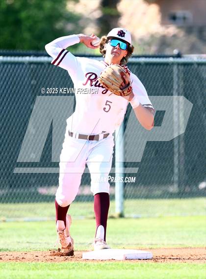 Thumbnail 2 in Gila Ridge @ Mountain Ridge photogallery.