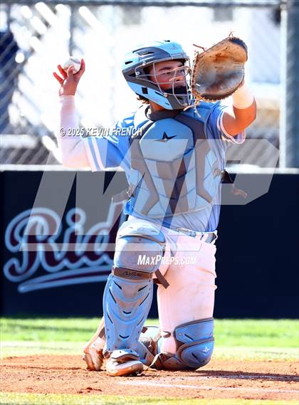 Thumbnail 1 in Gila Ridge @ Mountain Ridge photogallery.