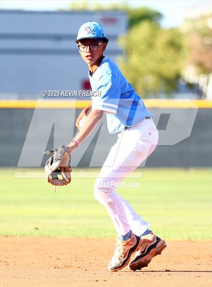 Thumbnail 1 in Gila Ridge @ Mountain Ridge photogallery.