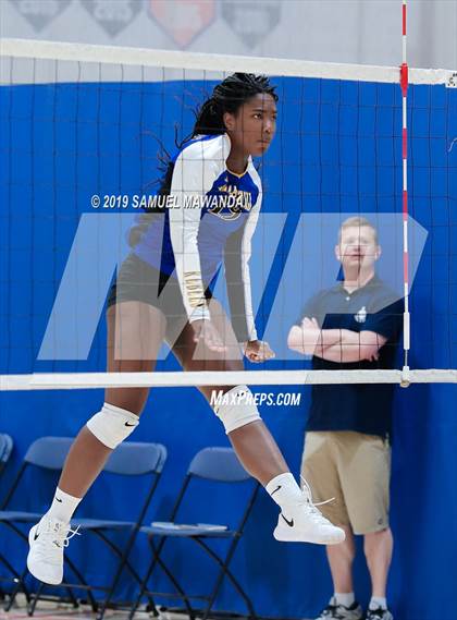 Thumbnail 1 in Rancho Solano Prep vs Quartz Hill (viewpoint invitational) photogallery.
