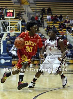 Thumbnail 3 in Salesian vs. Berkeley (MLK Classic) photogallery.