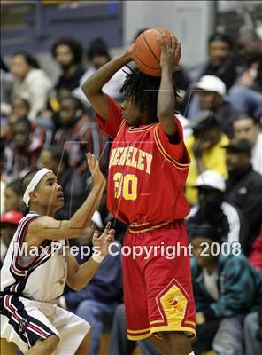 Thumbnail 2 in Salesian vs. Berkeley (MLK Classic) photogallery.