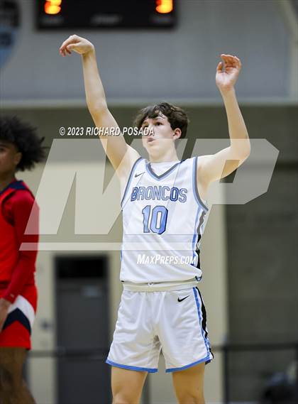 Thumbnail 2 in San Joaquin Memorial @ Clovis North photogallery.
