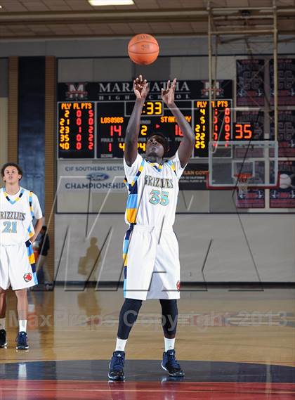 Thumbnail 3 in St. Anthony vs. Los Osos  (Rose City Roundball Classic) photogallery.