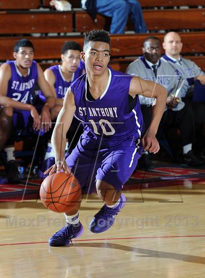 Thumbnail 2 in St. Anthony vs. Los Osos  (Rose City Roundball Classic) photogallery.