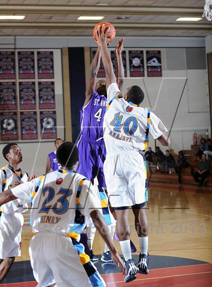 Thumbnail 2 in St. Anthony vs. Los Osos  (Rose City Roundball Classic) photogallery.