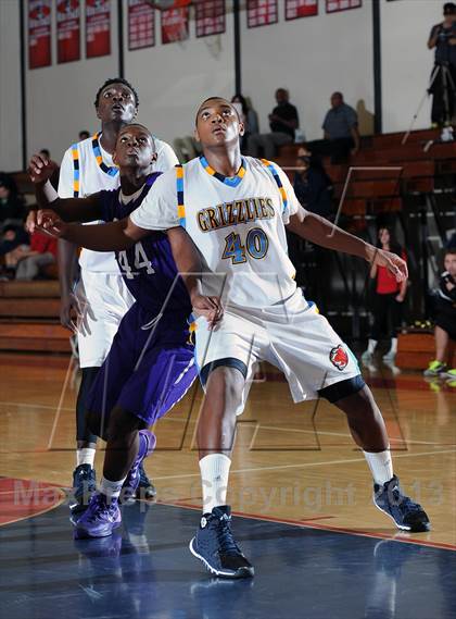 Thumbnail 2 in St. Anthony vs. Los Osos  (Rose City Roundball Classic) photogallery.