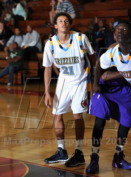 Thumbnail 3 in St. Anthony vs. Los Osos  (Rose City Roundball Classic) photogallery.