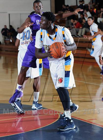 Thumbnail 3 in St. Anthony vs. Los Osos  (Rose City Roundball Classic) photogallery.