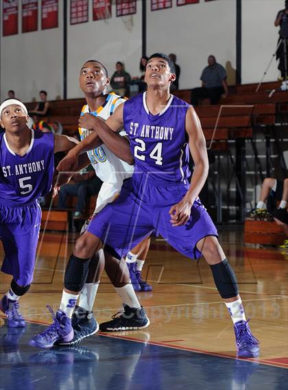 Thumbnail 1 in St. Anthony vs. Los Osos  (Rose City Roundball Classic) photogallery.