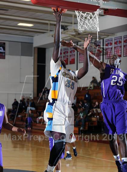 Thumbnail 1 in St. Anthony vs. Los Osos  (Rose City Roundball Classic) photogallery.