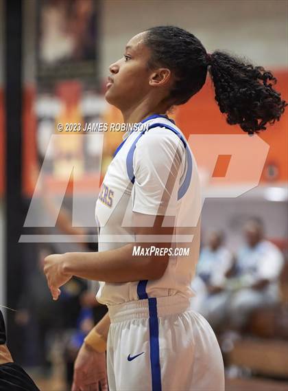 Thumbnail 2 in Rickards vs Trinity Catholic (Battle For the Island) photogallery.