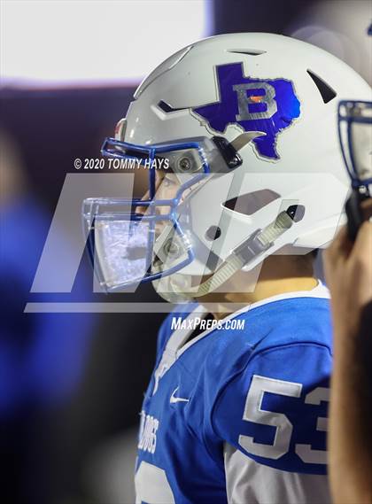 Thumbnail 2 in Lindsay vs Bosqueville (UIL Class 2A Region Semi-Final) photogallery.