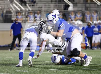 Thumbnail 1 in Lindsay vs Bosqueville (UIL Class 2A Region Semi-Final) photogallery.
