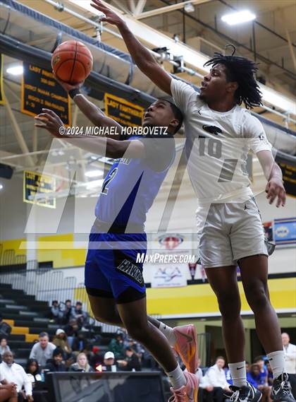 Thumbnail 2 in Hebron @ Plano East photogallery.
