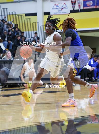 Thumbnail 1 in Hebron @ Plano East photogallery.