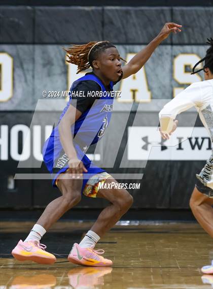 Thumbnail 3 in Hebron @ Plano East photogallery.