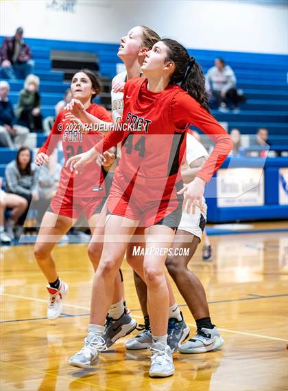 Thumbnail 2 in Raymore-Peculiar vs. Fort Osage (Grain Valley Invitational) photogallery.