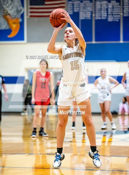 Thumbnail 3 in Raymore-Peculiar vs. Fort Osage (Grain Valley Invitational) photogallery.