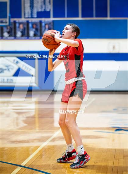 Thumbnail 3 in Raymore-Peculiar vs. Fort Osage (Grain Valley Invitational) photogallery.