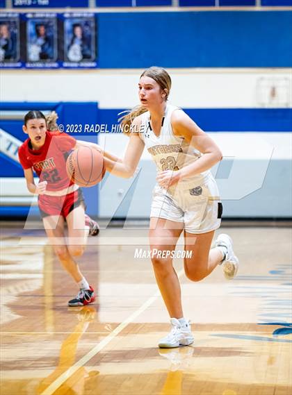 Thumbnail 3 in Raymore-Peculiar vs. Fort Osage (Grain Valley Invitational) photogallery.