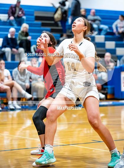 Thumbnail 2 in Raymore-Peculiar vs. Fort Osage (Grain Valley Invitational) photogallery.