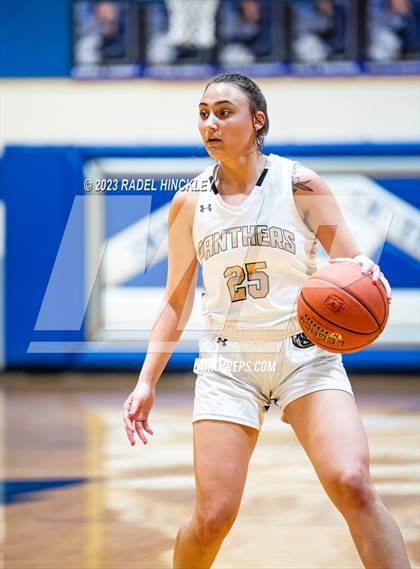 Thumbnail 1 in Raymore-Peculiar vs. Fort Osage (Grain Valley Invitational) photogallery.