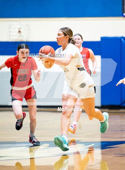 Thumbnail 2 in Raymore-Peculiar vs. Fort Osage (Grain Valley Invitational) photogallery.